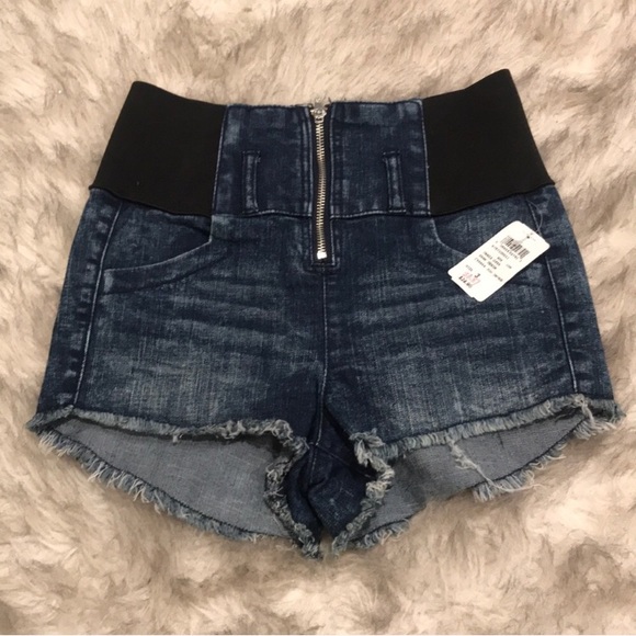 Windsor Pants - Jean Shorts